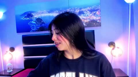 Kimberly Villalobos online show from February 11, 11:36 am