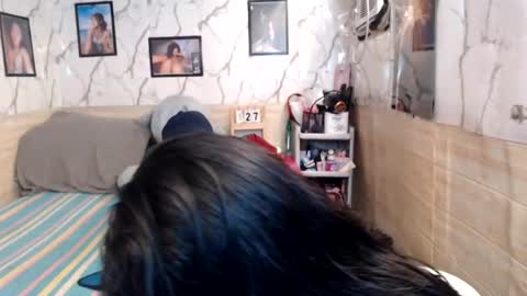 kim online show from July 29, 11:54 am