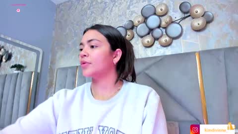  KIM  online show from October 4, 3:26 am