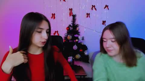 just Kimi  online show from December 23, 10:54 am