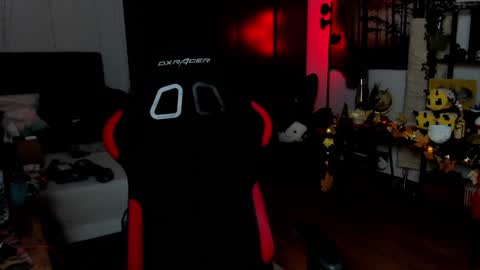 Wolfs Girl online show from September 30, 6:18 pm