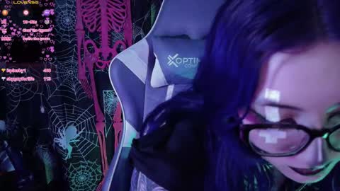 Kim Lennox online show from March 11, 5:38 pm