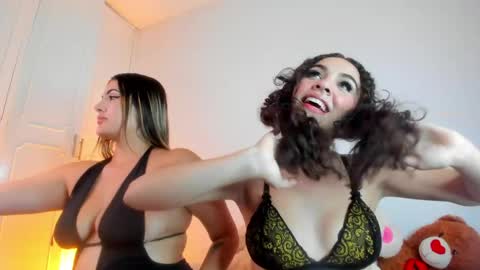 kimm_santos online show from May 31, 9:05 pm