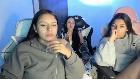 kimmi online show from October 28, 11:17 pm