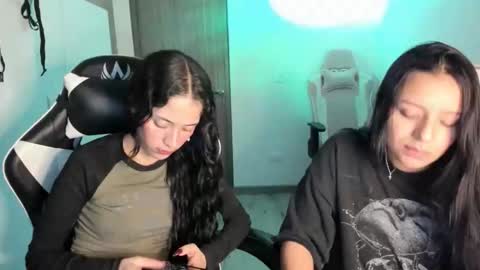 kimmi online show from November 13, 11:51 pm