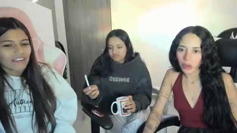 kimmi online show from October 14, 11:41 pm