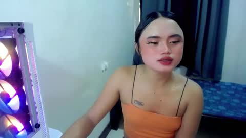 kim ejara online show from March 20, 2:27 am