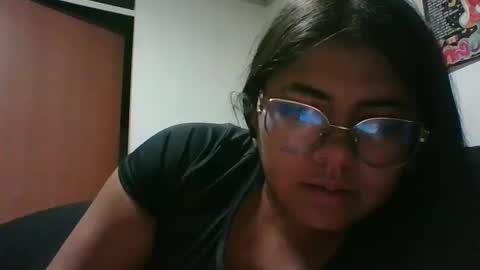 Snapshot of kimmy_kimmy_ chatting on February 20, 12:30 am Kimmy online show from February 20, 12:30 am