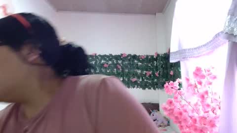 Kimmy online show from November 24, 7:56 pm