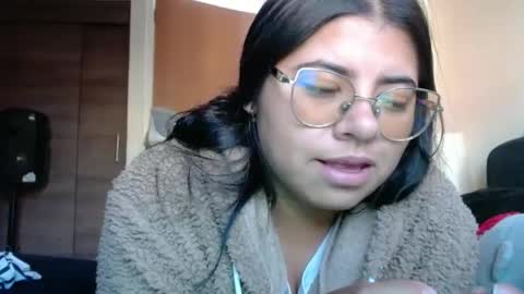Snapshot of kimmy_kimmy_ chatting on September 9, 9:26 pm Kimmy online show from September 9, 9:26 pm