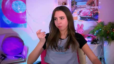 kimporins online show from December 19, 2:45 pm