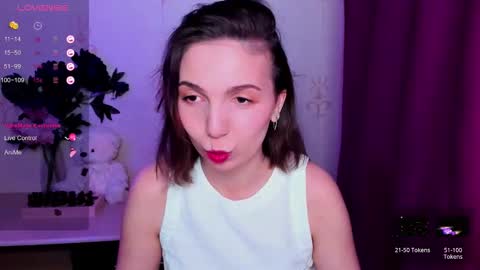 Hazel online show from March 6, 11:15 pm