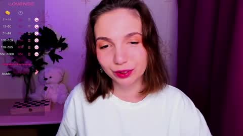 Hazel online show from April 8, 9:07 pm