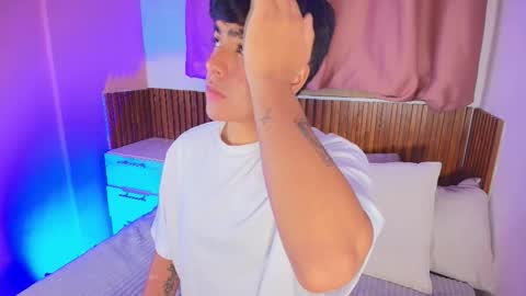 king  help me reach 100 likes online show from February 11, 2:59 am