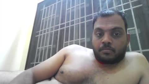 kingalpines1 online show from October 13, 7:05 pm