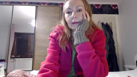 sexysexyhotwetpinkredpussy online show from November 7, 5:26 pm