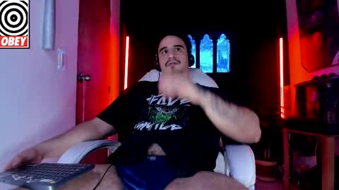 King Bear online show from November 26, 6:10 am