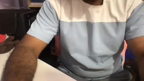 kingcobra_08 online show from March 19, 2:39 am