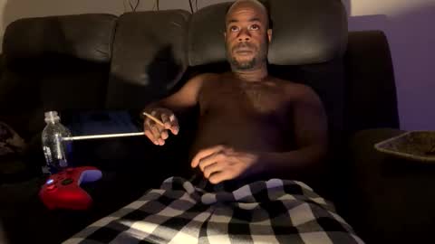 kingofkingz74 online show from December 4, 3:06 am