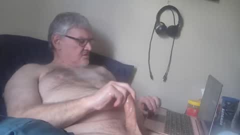 kingtongue10 online show from March 6, 8:52 pm