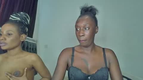kinky_leila online show from June 27, 12:22 pm