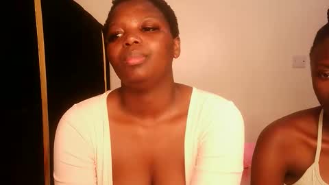 Lola online show from September 25, 3:13 am