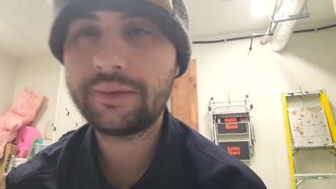 Maysie and Hunter online show from February 18, 11:55 am