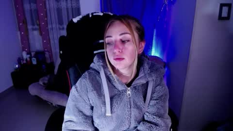  Sara  online show from January 16, 3:04 am