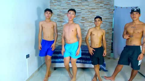 kinkyhousexxx online show from April 11, 12:37 am