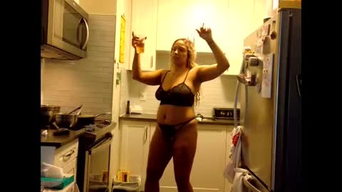 kinkykatt557616 online show from February 21, 2:47 am