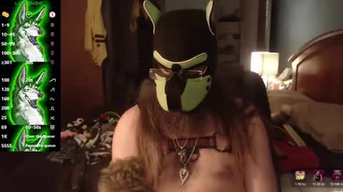 kinkywolf87 online show from July 2, 12:19 am
