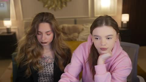 Sweet girls online show from April 3, 2:46 pm