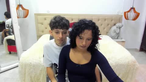 KIRA Y ANDY  online show from March 5, 10:30 pm