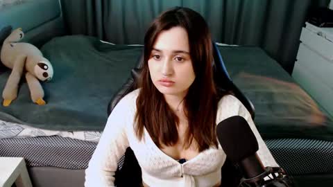 Snapshot of kira_yammy chatting on March 9, 10:30 pm Kira  follow me  online show from March 9, 10:30 pm