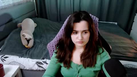 Snapshot of kira_yammy chatting on March 8, 1:50 am Kira  follow me  online show from March 8, 1:50 am