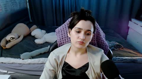 Snapshot of kira_yammy chatting on February 2, 1:45 am Kira  follow me  online show from February 2, 1:45 am