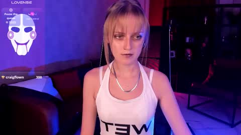 Kira online show from September 12, 6:10 pm