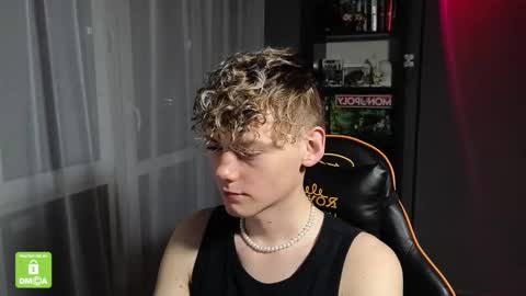 Kirill and Andrey online show from November 10, 3:15 pm