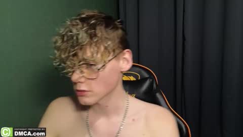 Kirill and Andrey online show from February 20, 2:11 am