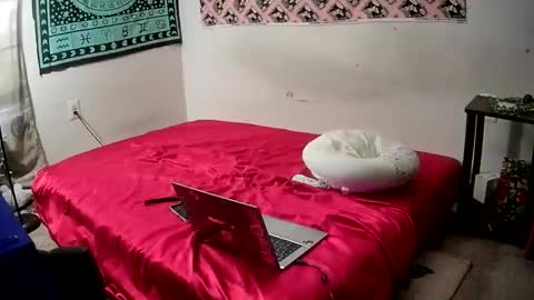 Kirra Rune online show from November 7, 4:31 pm