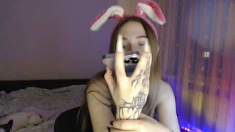 Snapshot of kisa____ chatting on December 15, 2:27 pm kisa____ online show from December 15, 2:27 pm