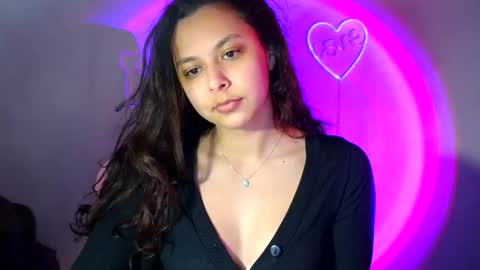 Snapshot of kiss_ameliaa chatting on February 28, 8:31 am kiss_ameliaa online show from February 28, 8:31 am