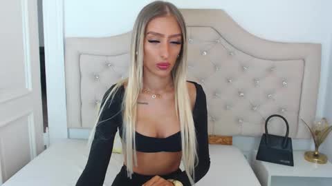 Natalie online show from February 20, 10:06 am