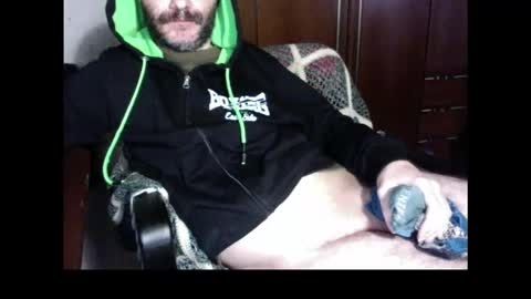 kissofbanned1983 online show from November 30, 10:00 am