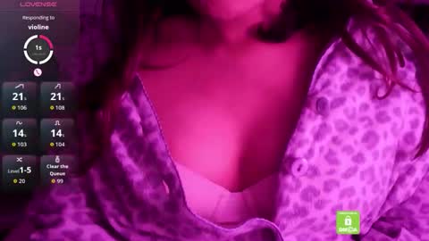 J online show from April 11, 8:02 pm