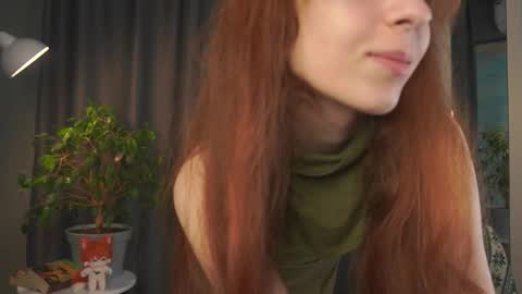 Snapshot of kitsun_ne chatting on October 10, 6:52 am The sexy fox Kitsune online show from October 10, 6:52 am