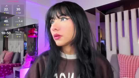 Snapshot of kitty_eliffe chatting on October 18, 10:36 pm kitty online show from October 18, 10:36 pm