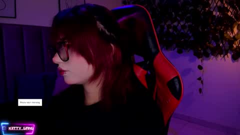 Camila online show from November 19, 2:11 am