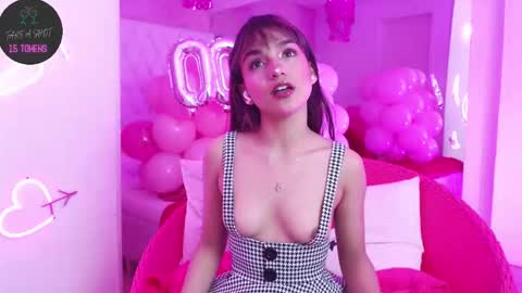 KITTY online show from November 28, 2:02 pm