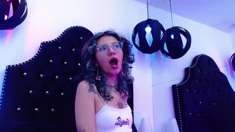 KITTY online show from December 11, 11:21 pm